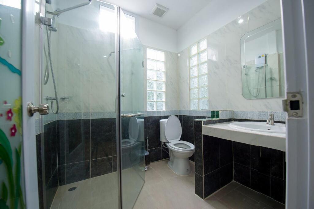 Poomvarin Resort Ban Wang Takhrai Room photo
