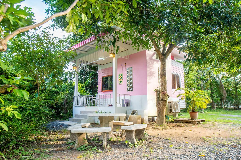 Poomvarin Resort Ban Wang Takhrai Exterior photo